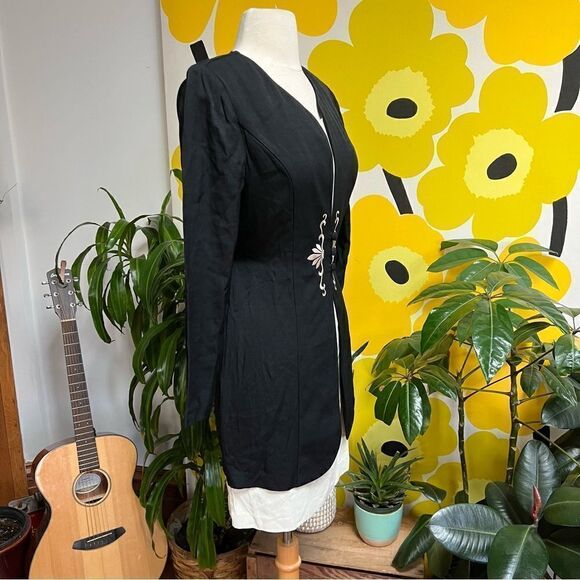 Vintage 1970s Shawl Colllar Twofer Embroidered Tie Back Mini Dress - Picture 3 of 8